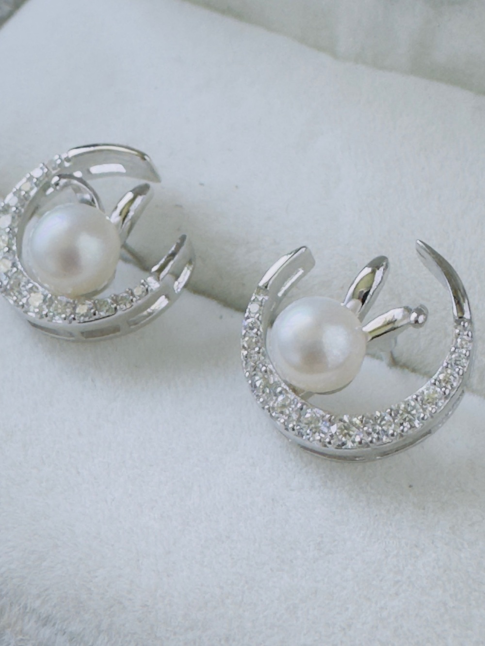 Sterling Silver Bunny Pearl Moissanite Stud Earrings